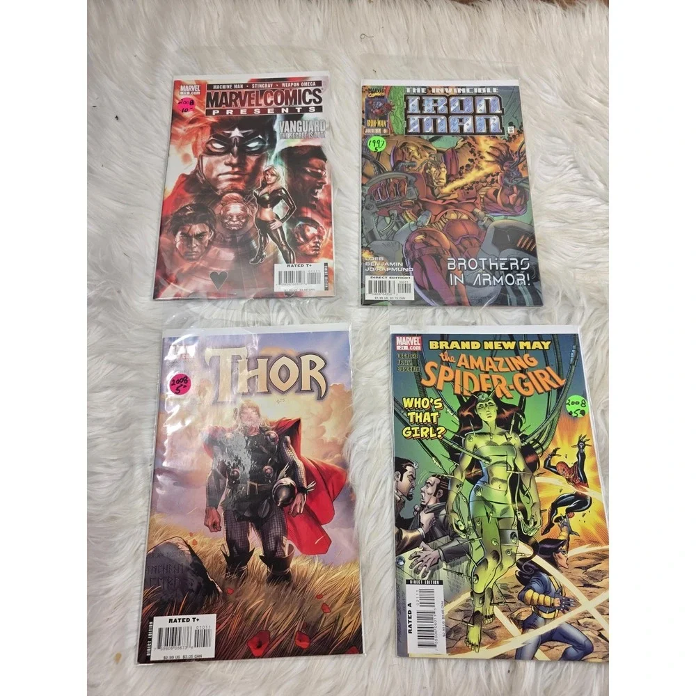 Marvel Comics - 25 Comic Books! Random Assortment Comics Great Condition! B19